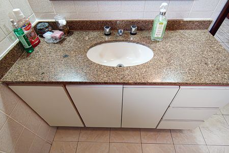 Casa de condomínio à venda com 520m², 6 quartos e 3 vagasquarto 3 suite