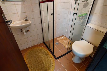 Casa de condomínio à venda com 520m², 6 quartos e 3 vagasbanheiro de serviço