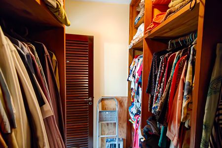 Casa de condomínio à venda com 520m², 6 quartos e 3 vagasquarto 5 suite master