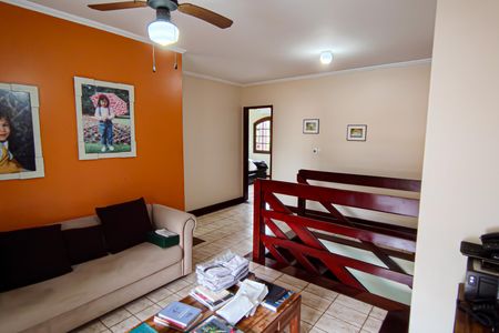 Casa de condomínio à venda com 520m², 6 quartos e 3 vagashall