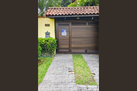 Casa de condomínio à venda com 520m², 6 quartos e 3 vagasplaquinha TXFD-428