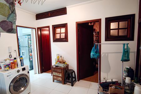 Casa de condomínio à venda com 520m², 6 quartos e 3 vagaslavanderia