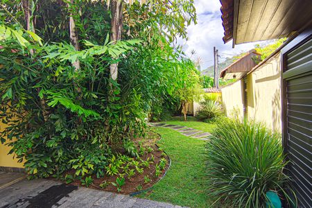 Casa de condomínio à venda com 520m², 6 quartos e 3 vagasentrada do imovel