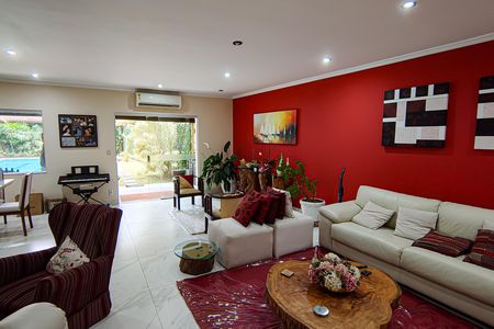 Casa de condomínio à venda com 520m², 6 quartos e 3 vagassala