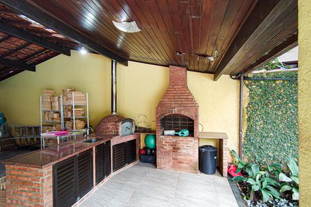 Casa de condomínio à venda com 520m², 6 quartos e 3 vagaschurrasqueira