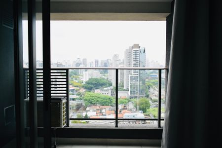 Studio à venda com 26m², 0 quarto e sem vaga Studio à venda com 26m², 0 quarto e sem vagaSacada