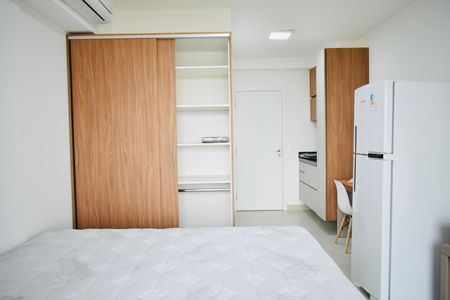 Studio à venda com 26m², 0 quarto e sem vaga Studio à venda com 26m², 0 quarto e sem vagaStudio