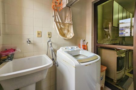 Apartamento para alugar com 120m², 3 quartos e 1 vagaÁrea de serviço