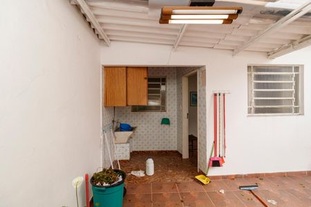 Casa à venda com 100m², 3 quartos e 1 vagaÁrea de Serviço e Quintal