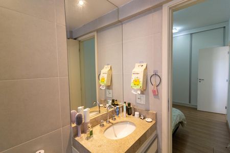 Apartamento à venda com 80m², 2 quartos e 1 vagaBanheiro da Suíte 2