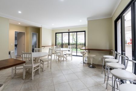 Apartamento para alugar com 58m², 2 quartos e 2 vagas