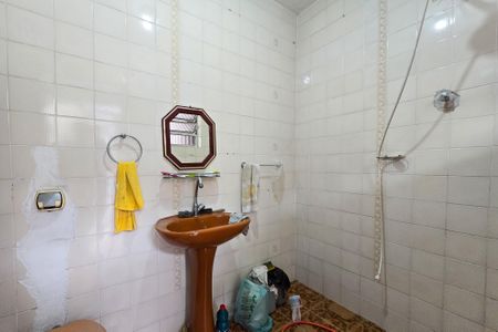 Casa à venda com 280m², 4 quartos e 10 vagasBanheiro de serviço