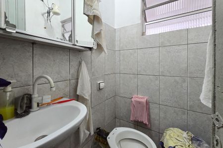 Casa à venda com 280m², 4 quartos e 10 vagasBanheiro de serviço