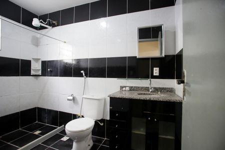 Casa à venda com 190m², 3 quartos e 5 vagasBanheiro da Suíte