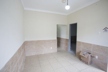 Casa à venda com 190m², 3 quartos e 5 vagasSala