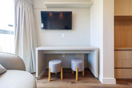 Studio de kitnet/studio para alugar com 0 quarto, 30m² em Jardim das Acacias, São Paulo