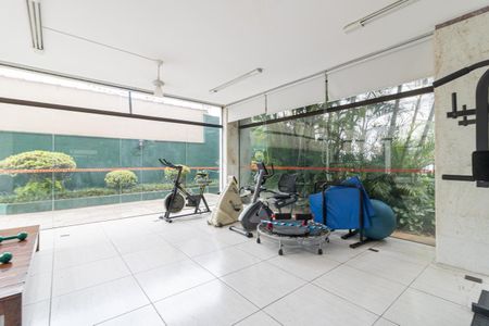 Apartamento para alugar com 98m², 2 quartos e 1 vaga Apartamento para alugar com 98m², 2 quartos e 1 vagaÁrea comum - Academia