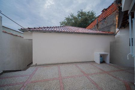 Casa à venda com 166m², 3 quartos e 2 vagas Casa à venda com 166m², 3 quartos e 2 vagasQuintal