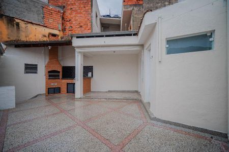 Casa à venda com 166m², 3 quartos e 2 vagas Casa à venda com 166m², 3 quartos e 2 vagasQuintal