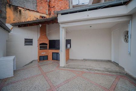 Casa à venda com 166m², 3 quartos e 2 vagas Casa à venda com 166m², 3 quartos e 2 vagasQuintal