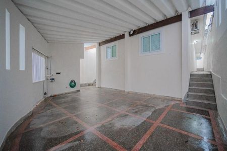 Casa à venda com 166m², 3 quartos e 2 vagas Casa à venda com 166m², 3 quartos e 2 vagasGaragem