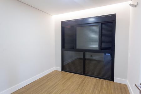 Casa de condomínio à venda com 410m², 4 quartos e 6 vagassuite 2