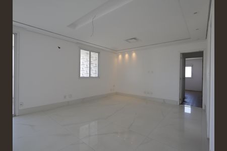 Apartamento para alugar com 121m², 3 quartos e 3 vagasSala