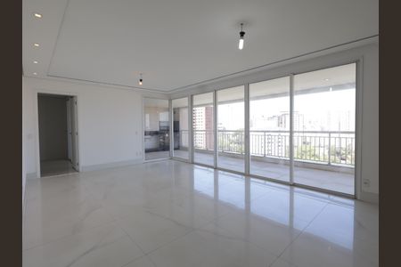 Apartamento para alugar com 121m², 3 quartos e 3 vagasSala