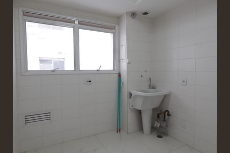 Apartamento para alugar com 121m², 3 quartos e 3 vagasÁrea de Serviço