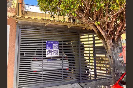 Casa à venda com 130m², 3 quartos e 1 vagaFachada