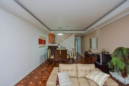 Casa à venda com 171m², 3 quartos e 2 vagasFoto 02
