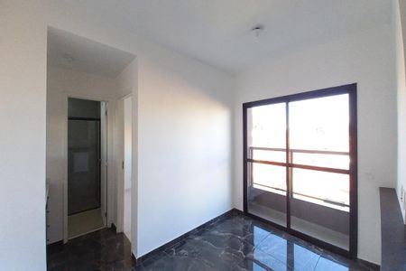 Sala de apartamento para alugar com 1 quarto, 34m² em Parque Industrial, Campinas