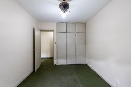 Apartamento à venda com 82m², 2 quartos e 1 vagaQuarto 2