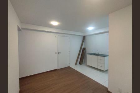 Sala de apartamento para alugar com 2 quartos, 40m² em Jardim Sao Saverio, São Paulo