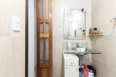 Casa à venda com 180m², 2 quartos e 2 vagasBanheiro - Suíte 2