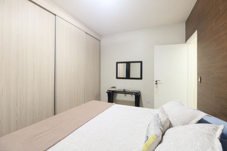 Casa à venda com 180m², 2 quartos e 2 vagasSuíte 1