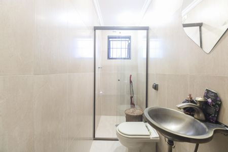 Casa à venda com 180m², 2 quartos e 2 vagasBanheiro Social 