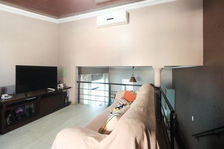 Sala  de casa à venda com 2 quartos, 180m² em Penha de França, São Paulo