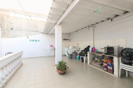 Casa à venda com 180m², 2 quartos e 2 vagasTerraço 