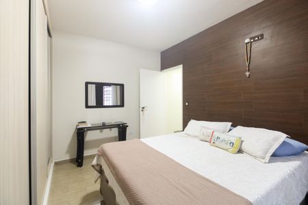 Casa à venda com 180m², 2 quartos e 2 vagasSuíte 1