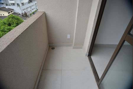 Apartamento à venda com 55m², 2 quartos e 2 vagasVaranda da Sala