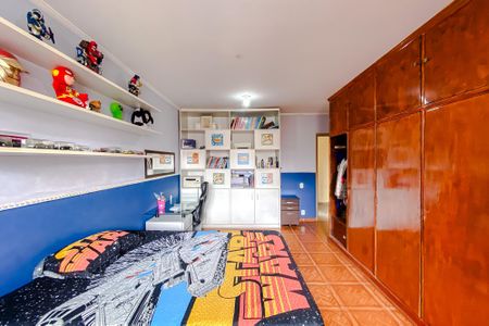 Casa à venda com 390m², 3 quartos e 4 vagas Casa à venda com 390m², 3 quartos e 4 vagasQuarto 3