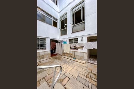 Casa à venda com 390m², 3 quartos e 4 vagas Casa à venda com 390m², 3 quartos e 4 vagasÁrea externa