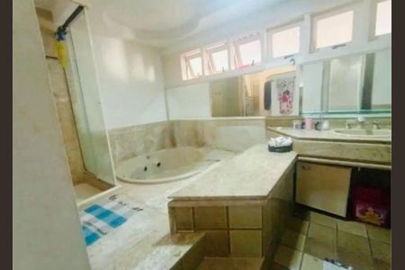 Casa à venda com 4 quartos, 268m² em São Francisco, Niterói