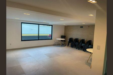 Apartamento à venda com 2 quartos, 76m² em Marazul, Niterói