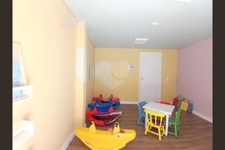 Apartamento à venda com 2 quartos, 34m² em Vila Pereira Barreto, São Paulo