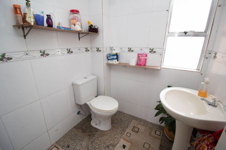 Banheiro de apartamento à venda com 2 quartos, 58m² em Jardim Iris, São Paulo