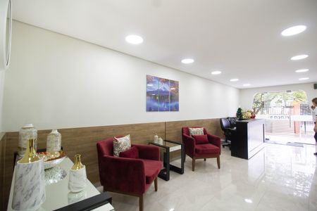 Apartamento à venda com 58m², 2 quartos e 1 vaga Apartamento à venda com 58m², 2 quartos e 1 vagaHall social