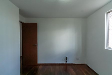 Apartamento para alugar com 55m², 2 quartos e 1 vagaQuarto 2