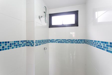 Apartamento à venda com 49m², 2 quartos e sem vaga Apartamento à venda com 49m², 2 quartos e sem vagaBanheiro